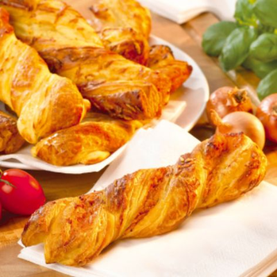 party-nibbles-2-cheese-twists