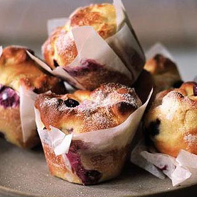 blueberry-and-ricotta-buns