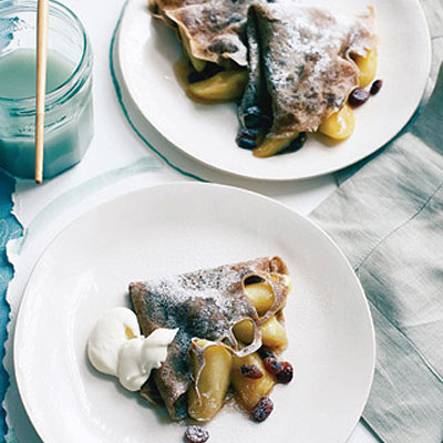 buckwheat-pancakes-with-apples-and-calvados-cream