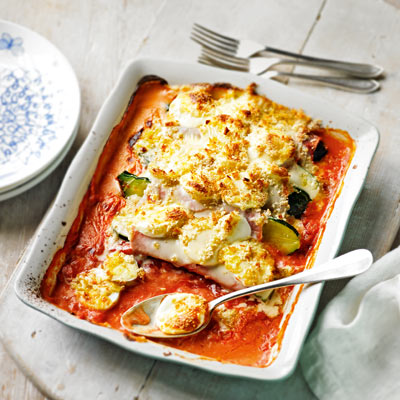 Baked courgette and egg with cheese sauce