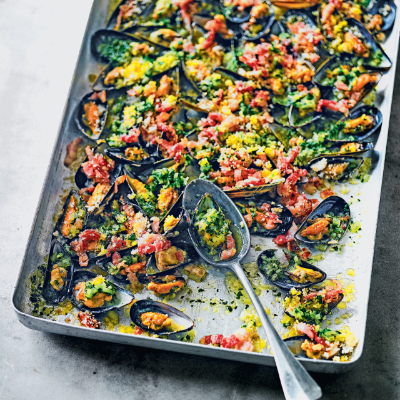 baked-mussels-with-bacon-herb-butter