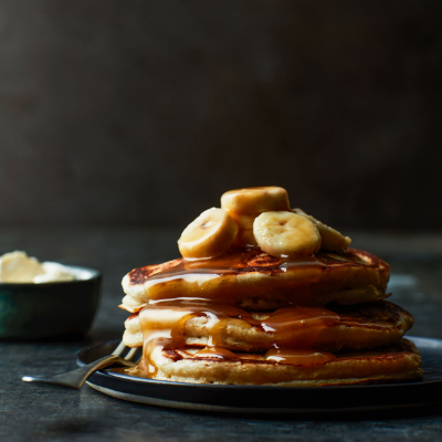 banana-butterscotch-pancakes