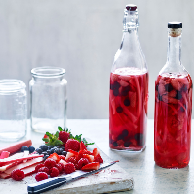berry-and-rhubarb-gin