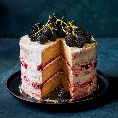 blackberry-and-bramley-layer-cake