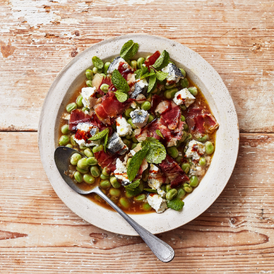 broad-beans-and-jamn-with-goats-cheese-and-balsamic-glaze