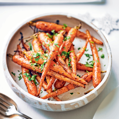 balsamic-roasted-baby-carrots-recipe-waitrose