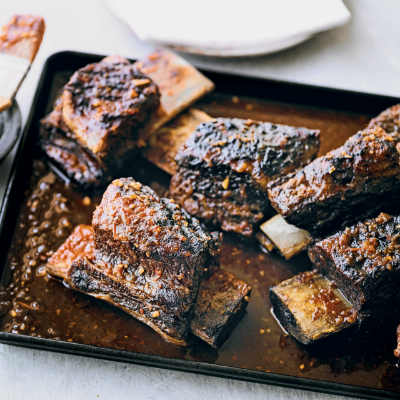 beef-ribs-with-barbecue-glaze