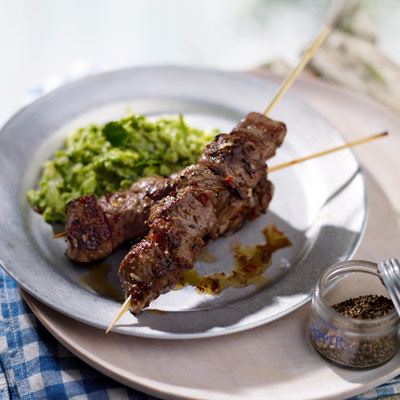 cumin-lamb-kebabs-with-pea-and-leek-mash