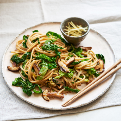 cabbage-and-shiitake-udon-noodles