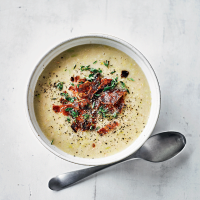 cannellini-bean-soup-with-maple-glazed-pancetta