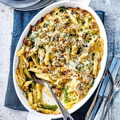 Crunchy topped roasted squash, broccoli & blue cheese pasta