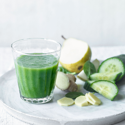 cucumber-pear-ginger-and-spinach-smoothie