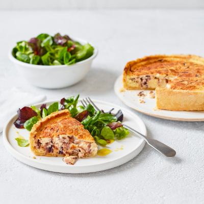 caramelised-onion-and-cheddar-quiche