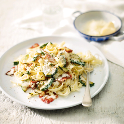 creamy-bacon-tagliatelle-with-caramelised-courgettes