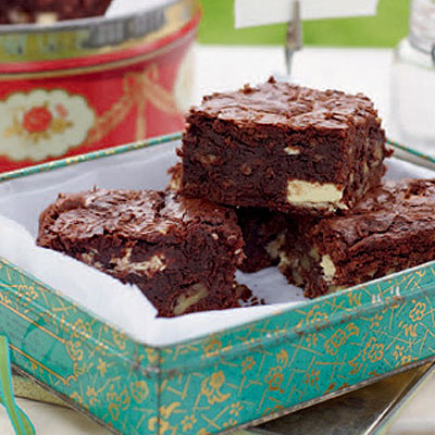double-chocolate-brownies-with-pecans