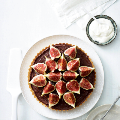 dark-chocolate-orange-tart-with-sweet-figs