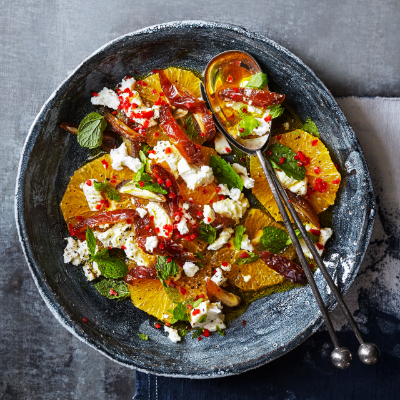 date-orange-and-goats-cheese-salad-with-mint