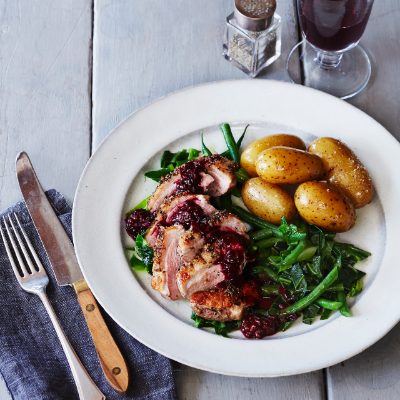duck-breast-with-blackberry-sauce