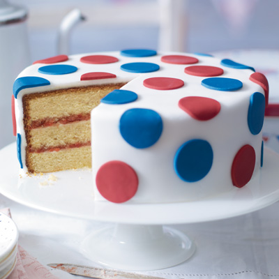 easy-polka-dot-jubilee-cake