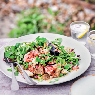 fig-pancetta-tunworth-cheese-salad-with-walnut-croutons