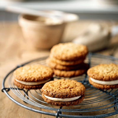 filled-oat-cookies