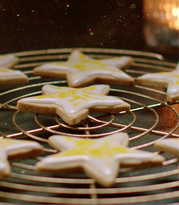 golden-star-biscuits