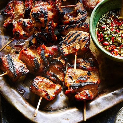 griddled-pork-skewers-with-spicy-moo-ping-sauce