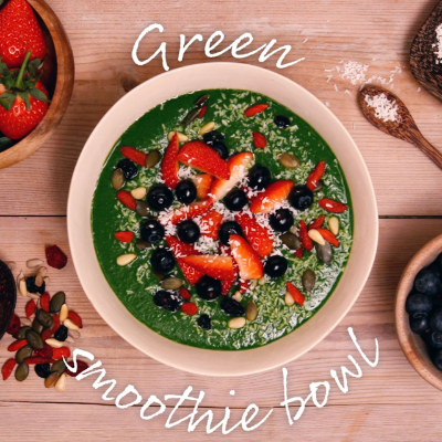 green-smoothie-bowl