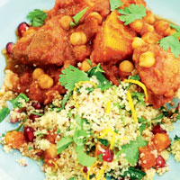 herby-couscous-with-pomegranate