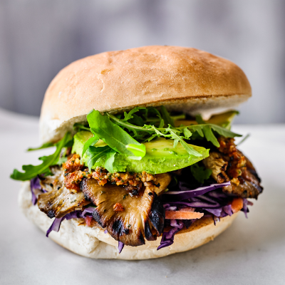 the-happy-pears-vegan-oyster-mushroom-sliders-with-sundried-tomato-pesto-and-coleslaw
