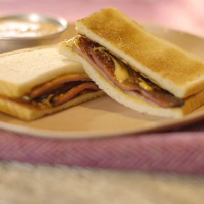 heston-s-ultimate-bacon-sandwich