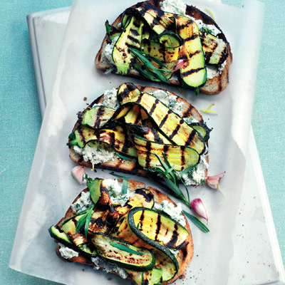 herby-courgette-and-ricotta-bruschetta