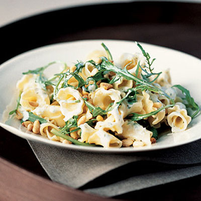instant-garlic-and-herb-pasta