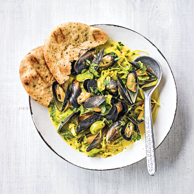 indian-spiced-mussels-with-coconut-sauce