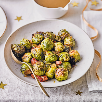 maple-glazed-brussels-sprouts-with-bacon
