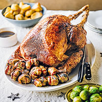 maple-butter-glazed-turkey-with-pancetta-parcels