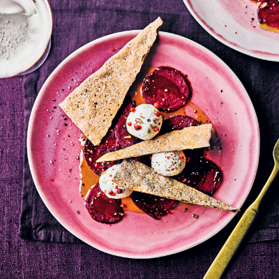 marinated-goat-s-cheese-with-pink-peppercorns-beetroot-crispbreads