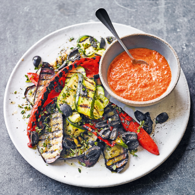 mediterranean-vegetables-with-red-mojo-sauce