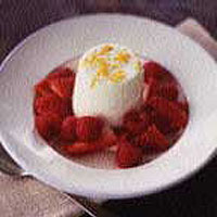 orange-flower-water-panna-cotta-with-strawberry-and-raspberry-salad