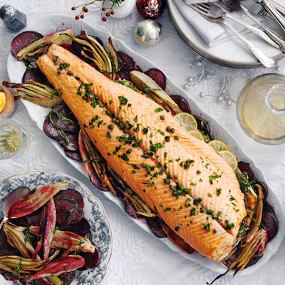 oven-poached-salmon-with-fennel-and-beetroot