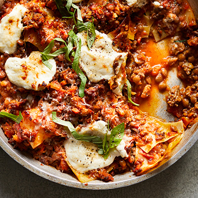 one-pan-beef-lasagne-with-ricotta-basil