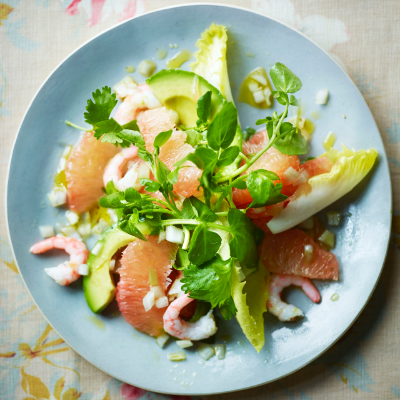 pink-grapefruit-prawn-and-avocado-salad