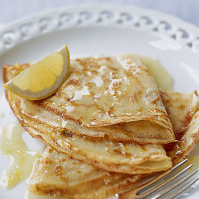 pancakes-in-tangy-lemon-butter