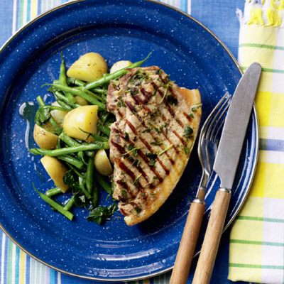 pork-chops-with-potato-spinach-and-green-beans