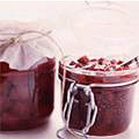 rhubarb-and-raspberry-jam