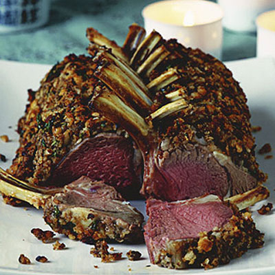 roasted-rack-of-lamb-with-an-aromatic-crumb-crust