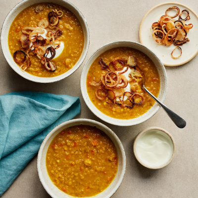 red-lentil-soup-with-crispy-shallots
