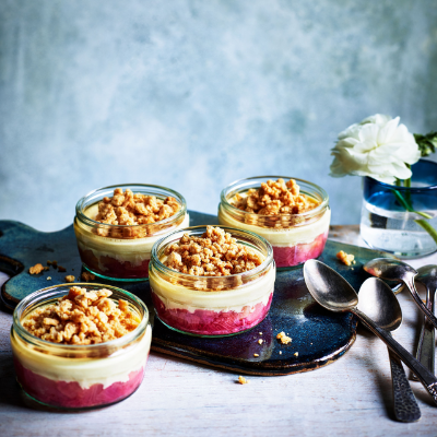 tommy-banks-rhubarb-and-custard-pots-with-rosemary-crumble