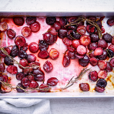 roasted-cherries-with-maple-syrup-and-rosemary