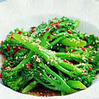 sesame-chilli-and-honey-drizzled-broccoli